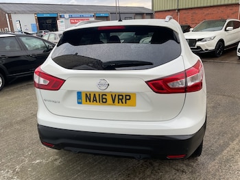 Used Nissan Qashqai 2016 for sale - 77453594: Photo