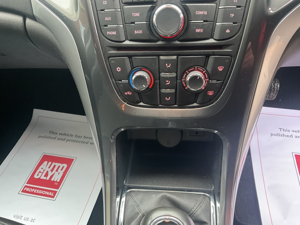 Used Vauxhall Astra 2014 for sale - 77241993: Photo 12