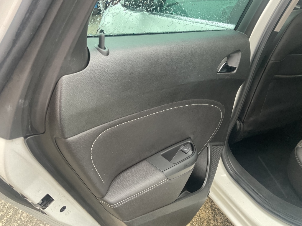 Used Vauxhall Astra 2014 for sale - 77241993: Photo 19