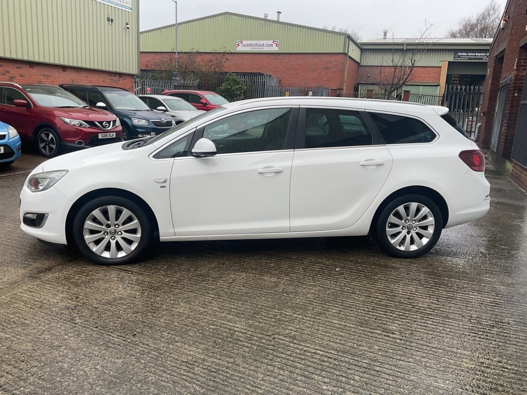 Used Vauxhall Astra 2014 for sale - 77241993: Photo 4