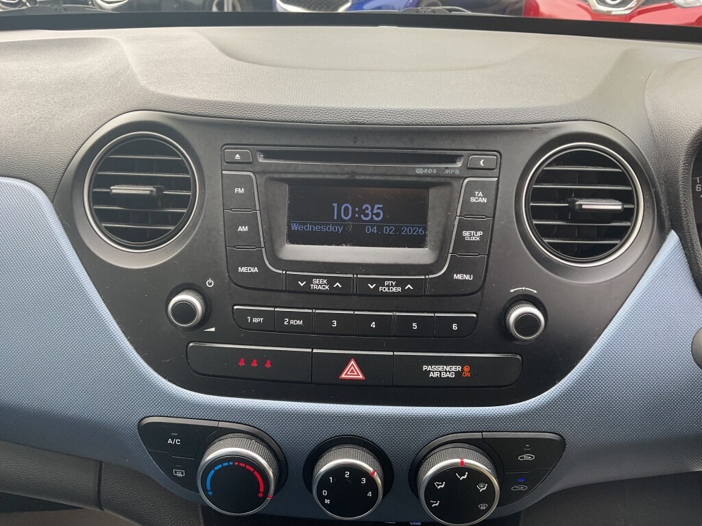 Used Hyundai i10 2014 for sale - 77433901: Photo 10