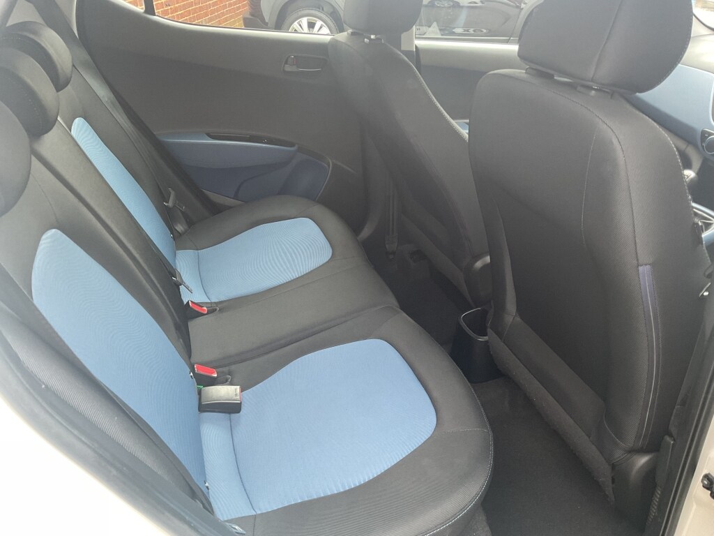 Used Hyundai i10 2014 for sale - 77433901: Photo 16