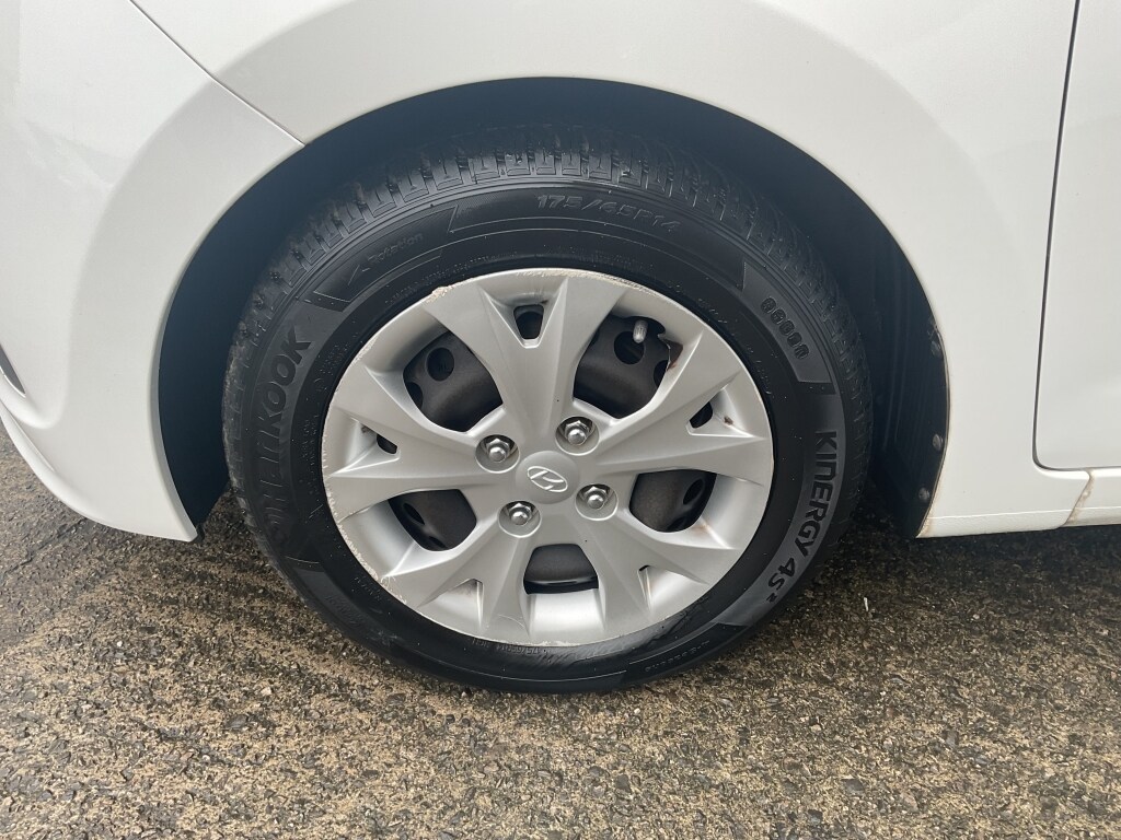 Used Hyundai i10 2014 for sale - 77433901: Photo 27