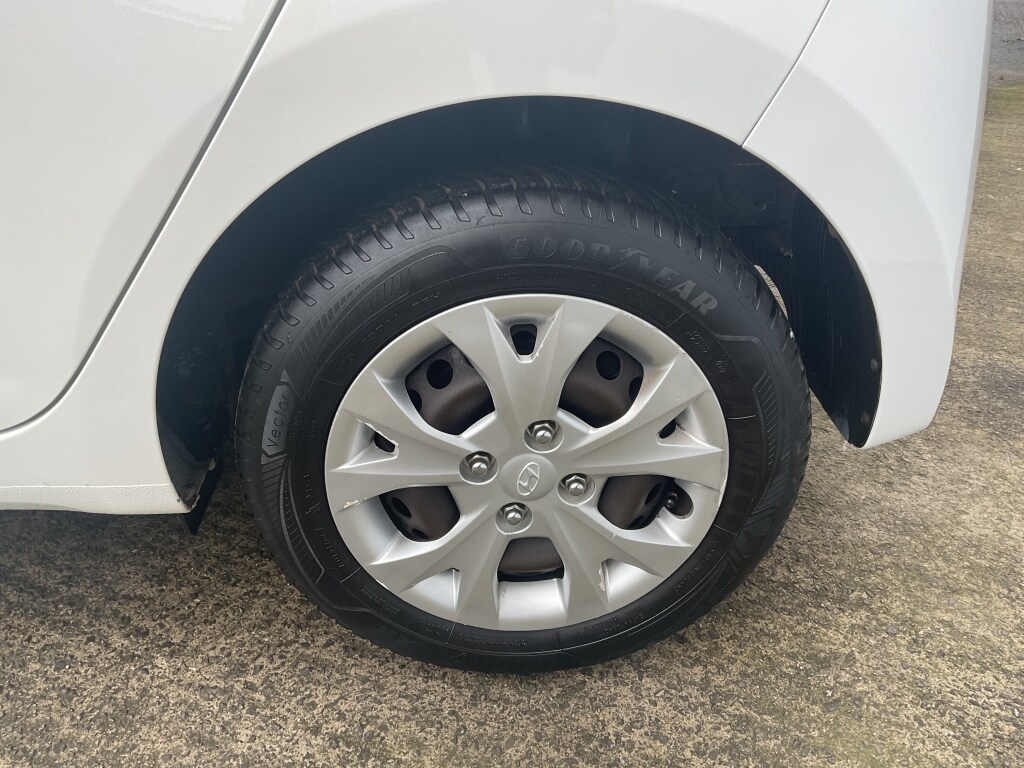 Used Hyundai i10 2014 for sale - 77433901: Photo 28