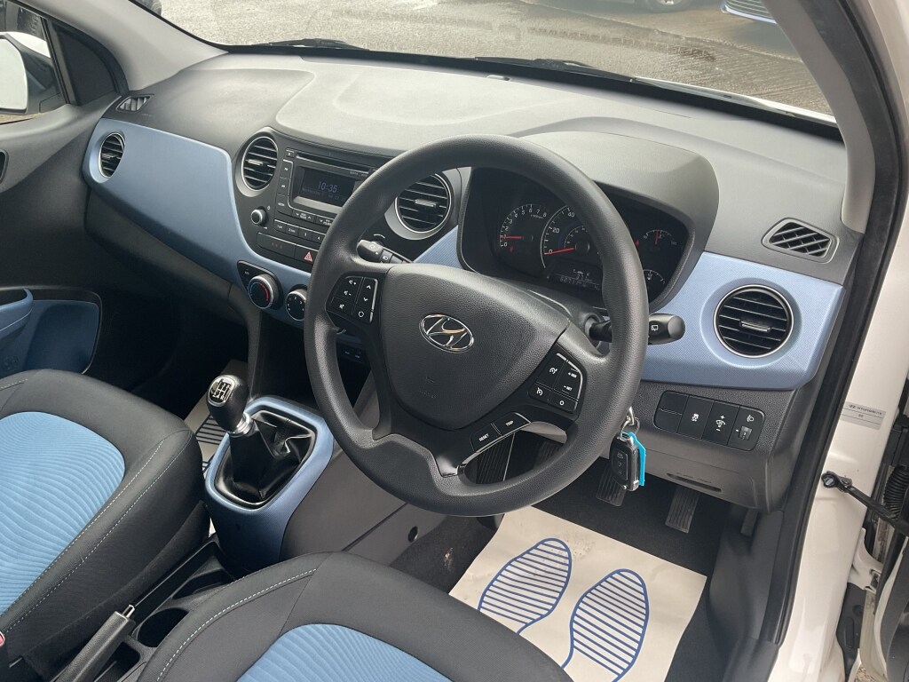 Used Hyundai i10 2014 for sale - 77433901: Photo 8