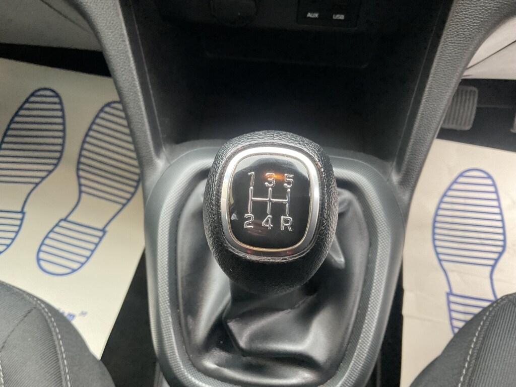 Used Hyundai i10 2018 for sale - 77704358: Photo 12