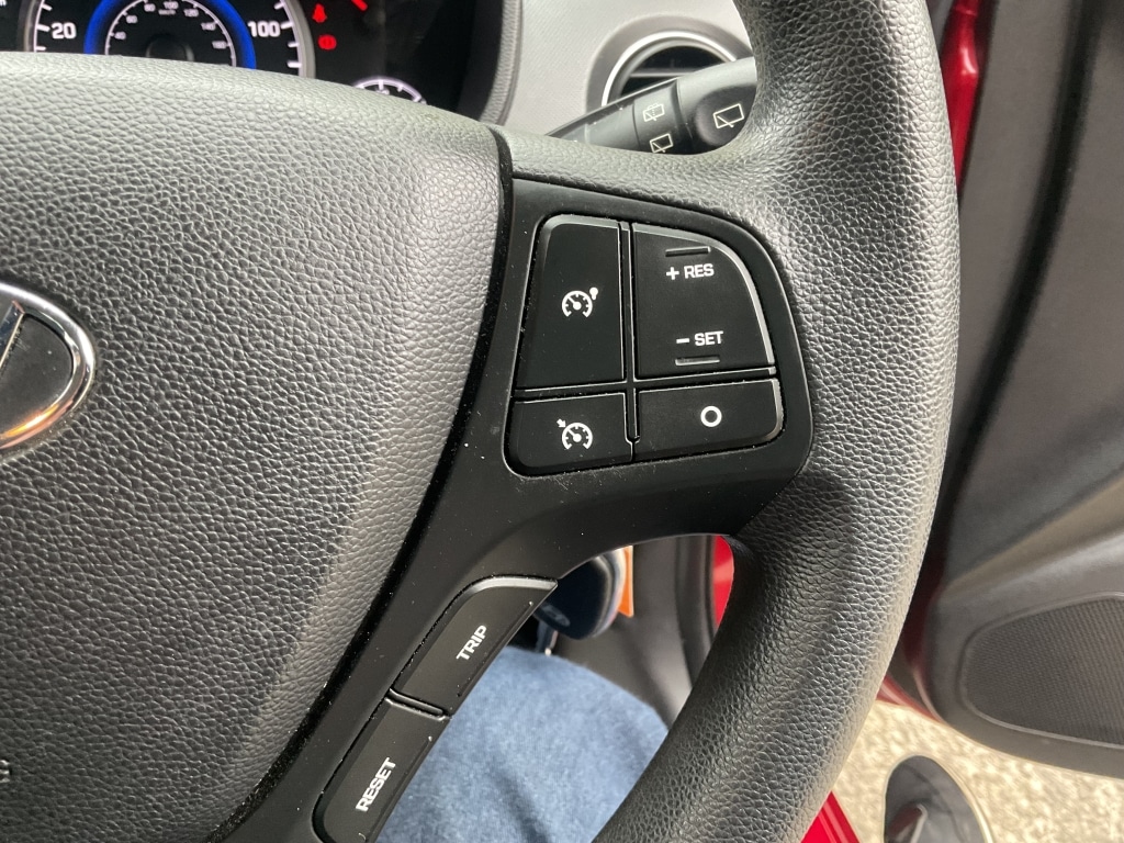 Used Hyundai i10 2018 for sale - 77704358: Photo 14