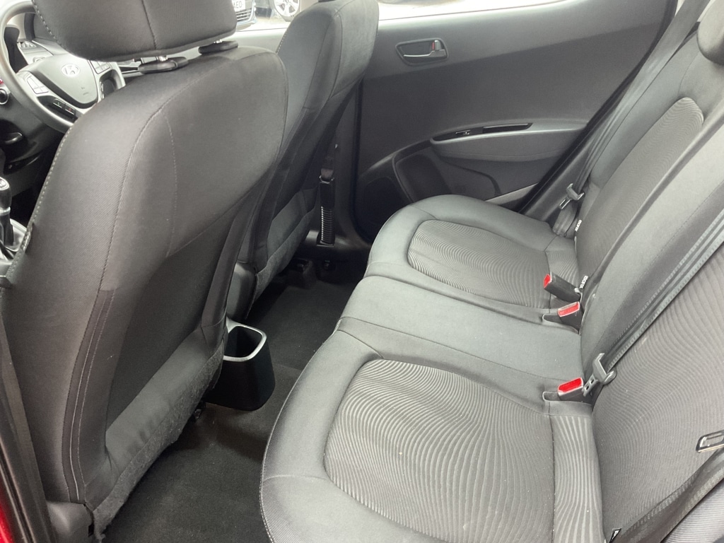 Used Hyundai i10 2018 for sale - 77704358: Photo 20
