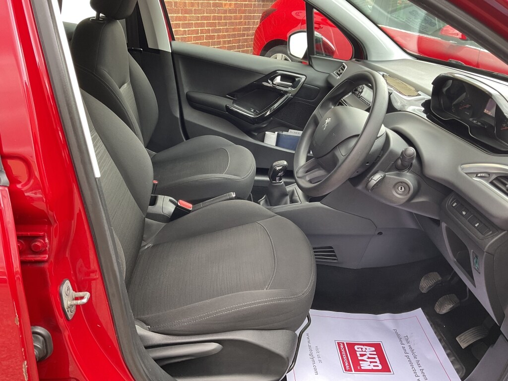Used Peugeot 208 2014 for sale - 78133112: Photo 13