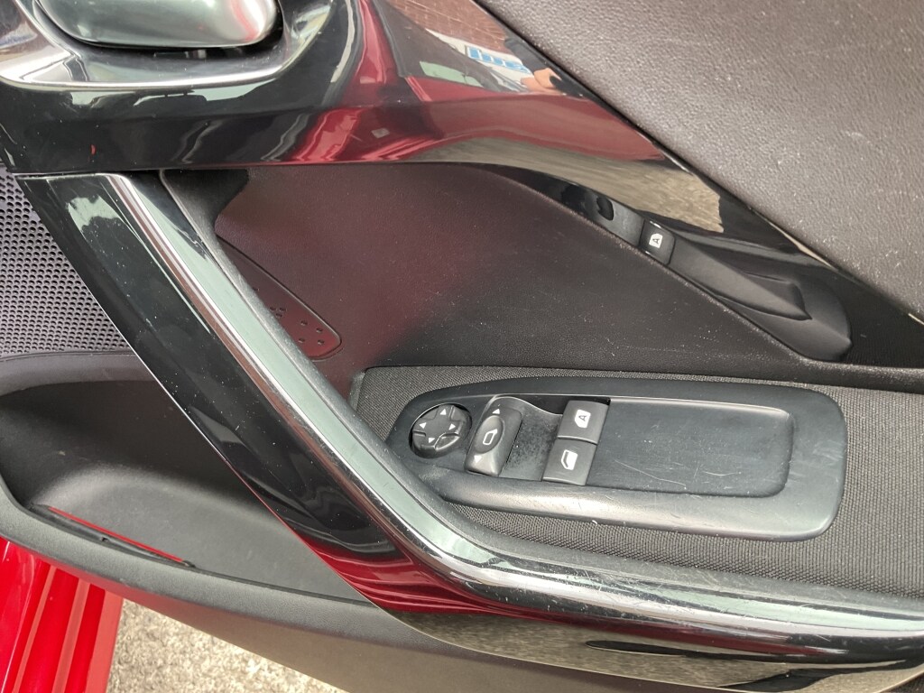 Used Peugeot 208 2014 for sale - 78133112: Photo 17