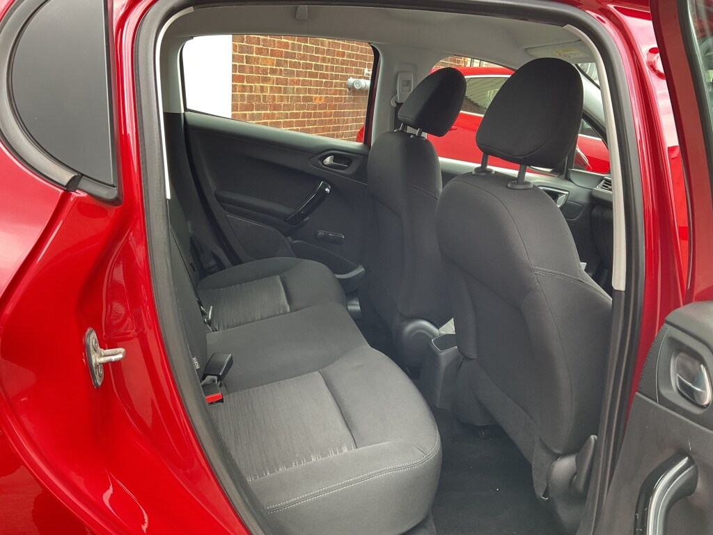 Used Peugeot 208 2014 for sale - 78133112: Photo 18