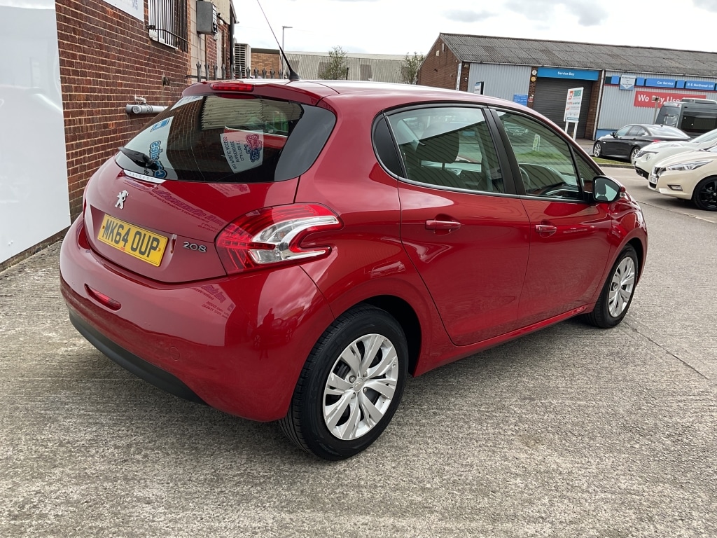 Used Peugeot 208 2014 for sale - 78133112: Photo 4