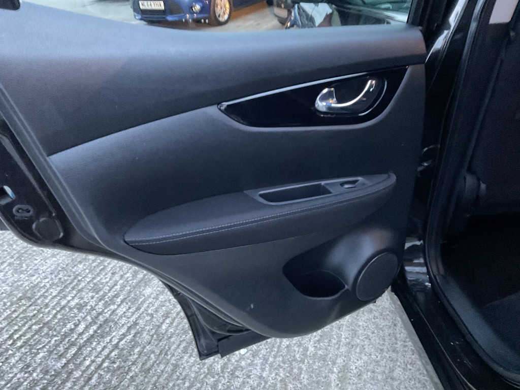 Used Nissan Qashqai 2016 for sale - 77370927: Photo 19