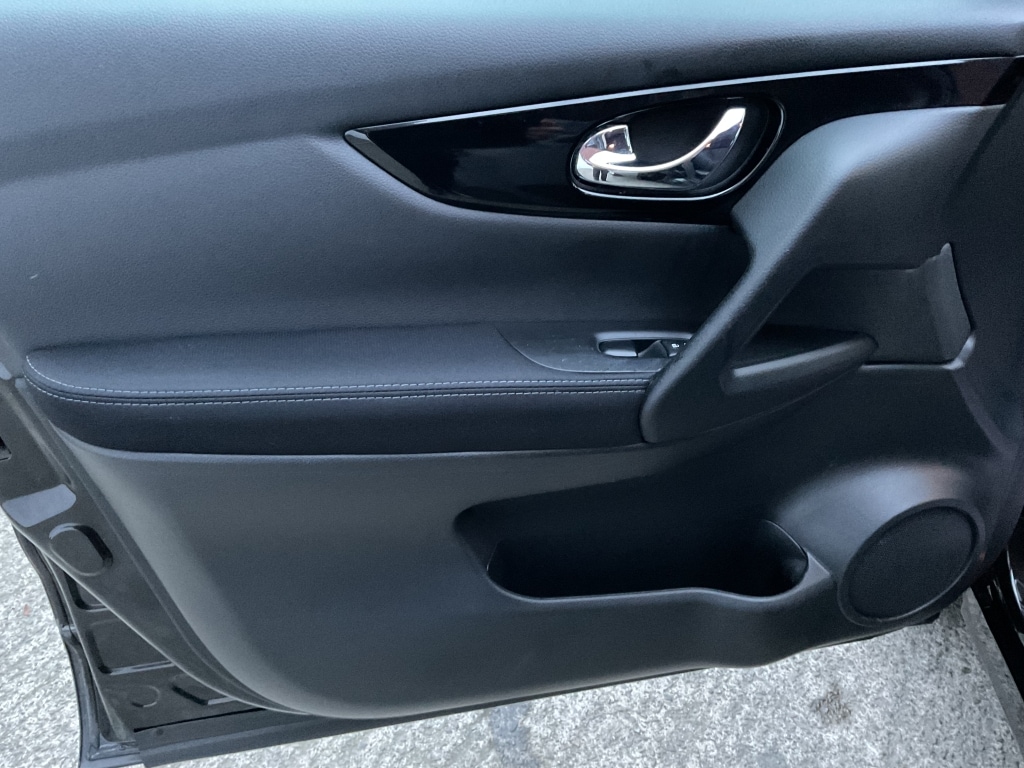 Used Nissan Qashqai 2016 for sale - 77370927: Photo 22