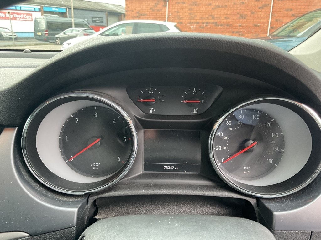 Used Vauxhall Astra 2018 for sale - 77318838: Photo 7