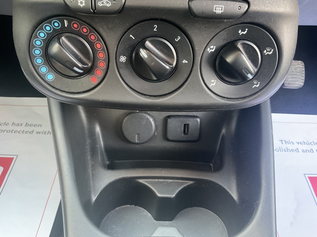 Used Vauxhall Corsa 2017 for sale - 77357518: Photo 13