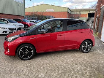 Used Toyota Yaris 2016 for sale - 77656548: Photo