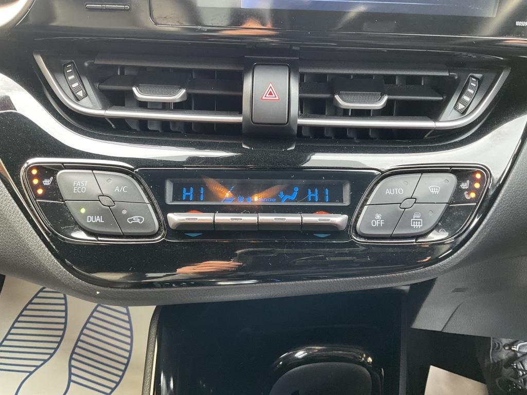 Used Toyota C-HR 2017 for sale - 77640432: Photo 13