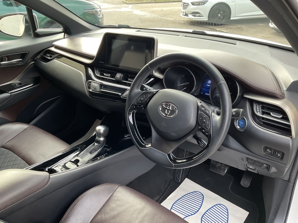 Used Toyota C-HR 2017 for sale - 77640432: Photo 8