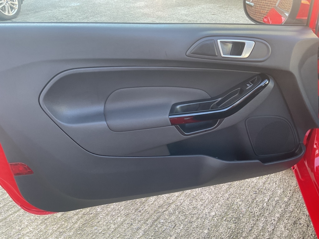 Used Ford Fiesta 2015 for sale - 77126019: Photo 14