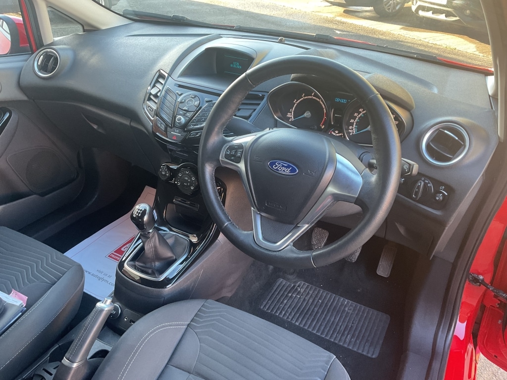 Used Ford Fiesta 2015 for sale - 77126019: Photo 7