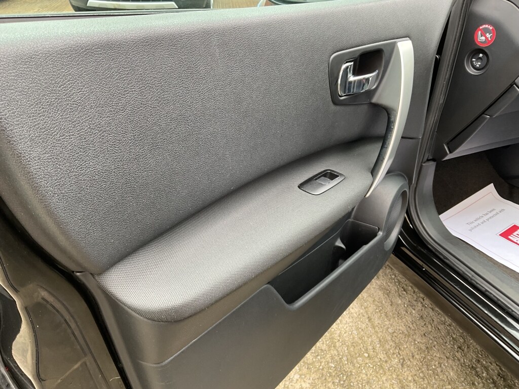 Used Nissan Qashqai 2012 for sale - 77998821: Photo 15