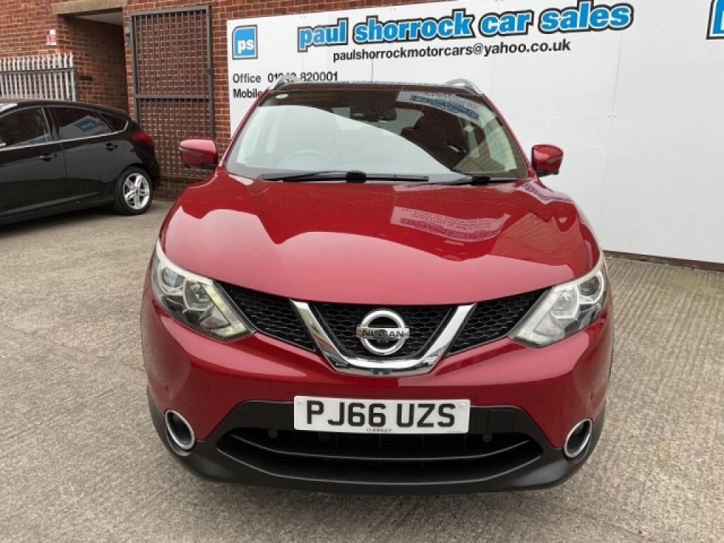Used Nissan Qashqai 2016 for sale - 77991935: Photo 2