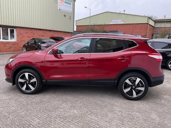 Used Nissan Qashqai 2016 for sale - 77991935: Photo