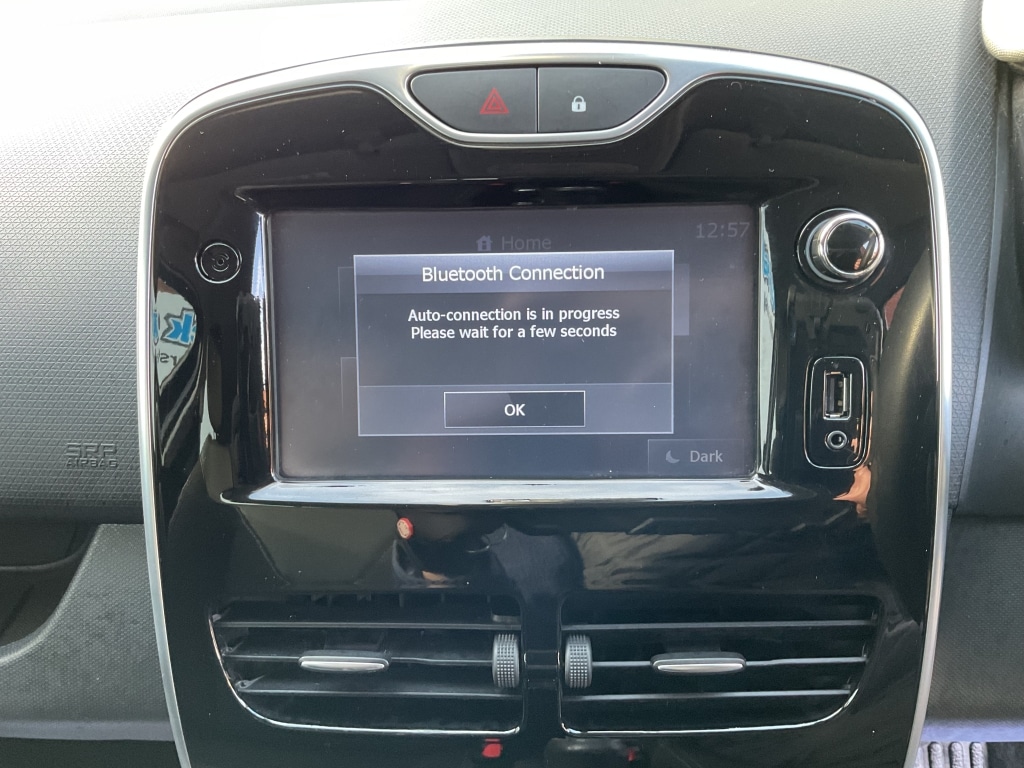 Used Renault Clio 2015 for sale - 77201526: Photo 11