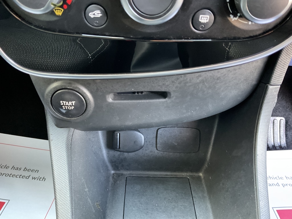 Used Renault Clio 2015 for sale - 77201526: Photo 13