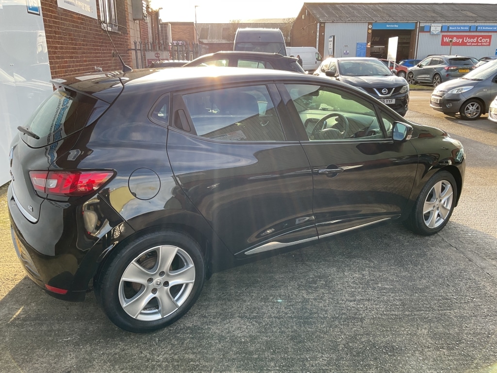 Used Renault Clio 2015 for sale - 77201526: Photo 5