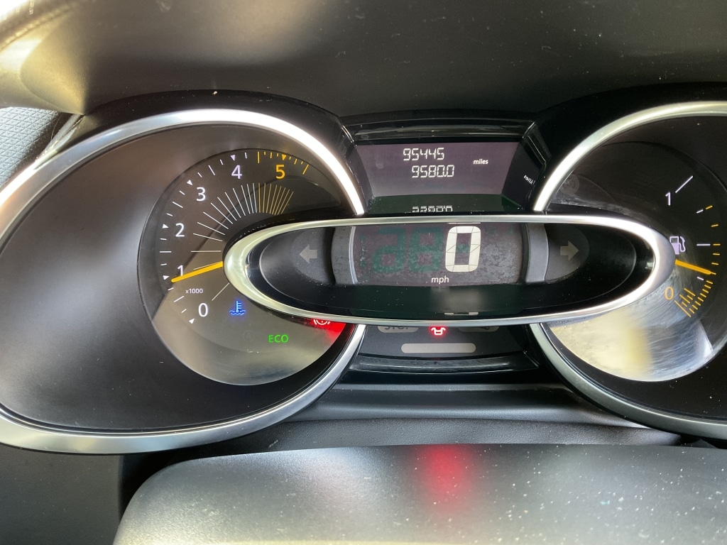 Used Renault Clio 2015 for sale - 77201526: Photo 8