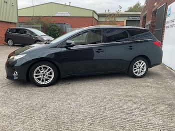 Used Toyota Auris 2015 for sale - 76305759: Photo 4