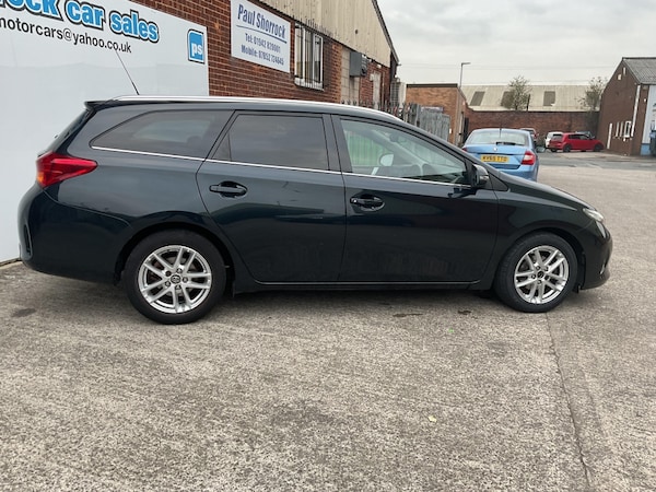 Used Toyota Auris 2015 for sale - 76305759: Photo 5