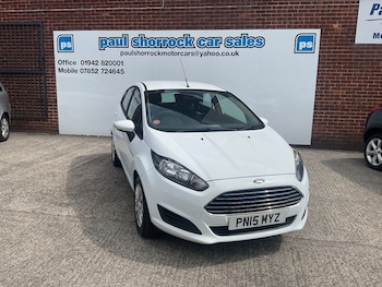 Used Ford Fiesta 2015 for sale - 79459406: Photo