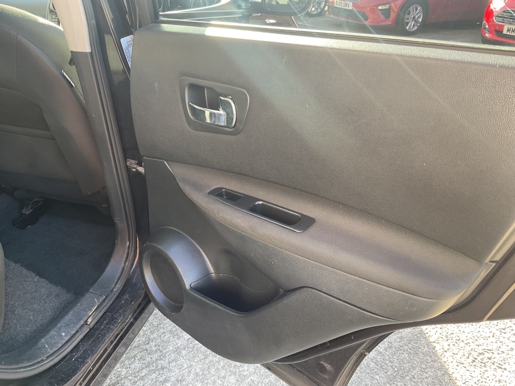 Used Nissan Qashqai 2012 for sale - 77736098: Photo 15