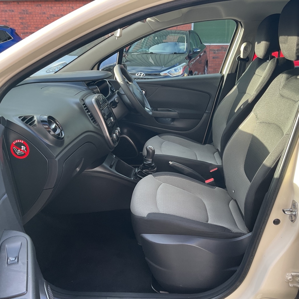 Used Renault Captur 2015 for sale - 76594951: Photo 13