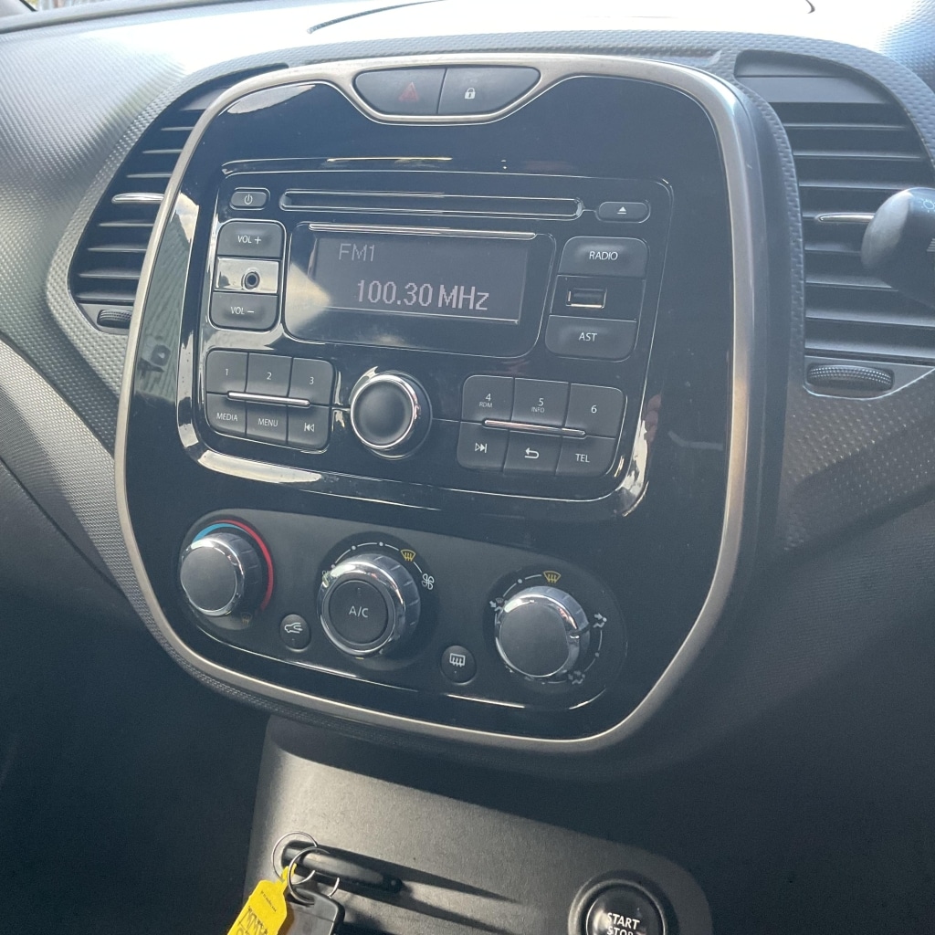 Used Renault Captur 2015 for sale - 76594951: Photo 18