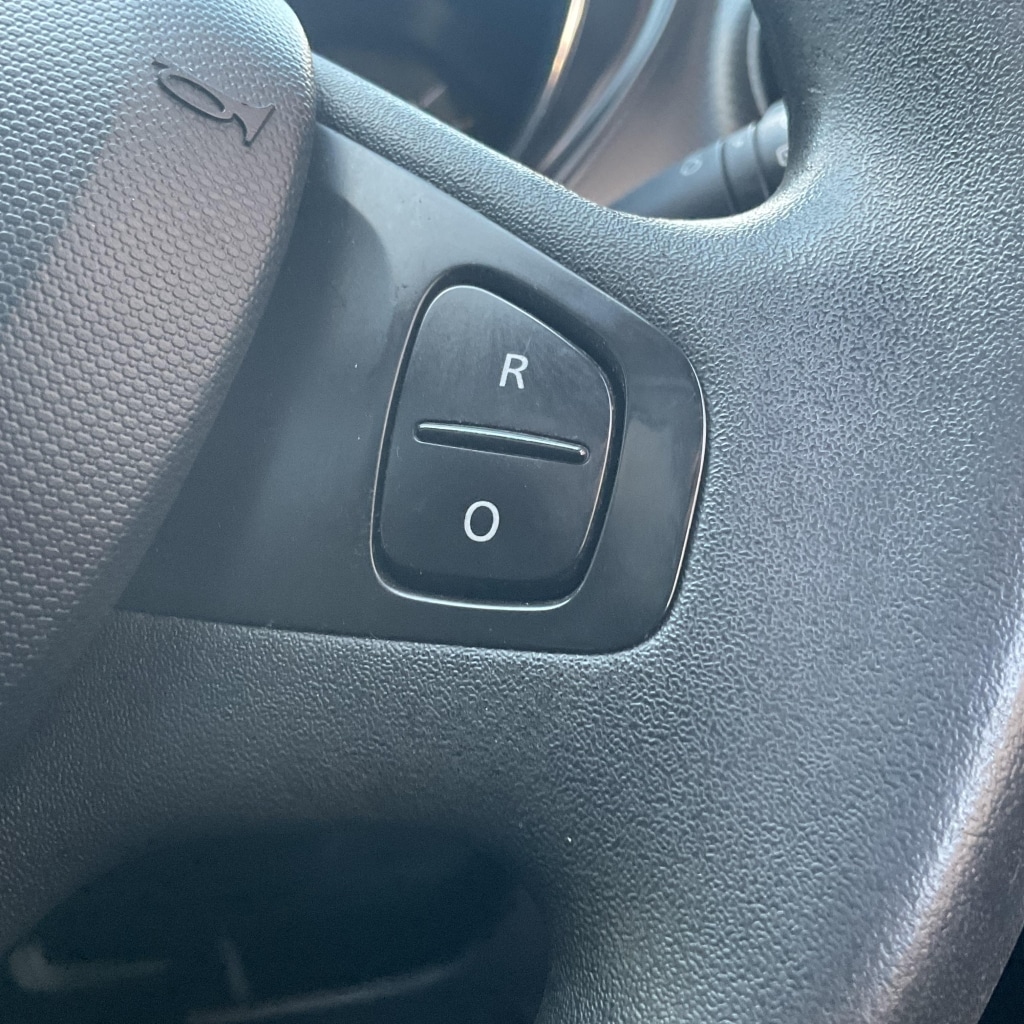 Used Renault Captur 2015 for sale - 76594951: Photo 23