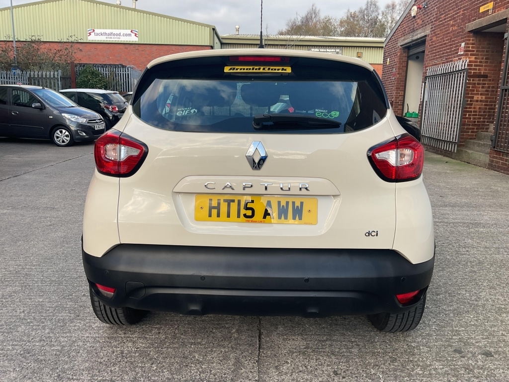 Used Renault Captur 2015 for sale - 76594951: Photo 7