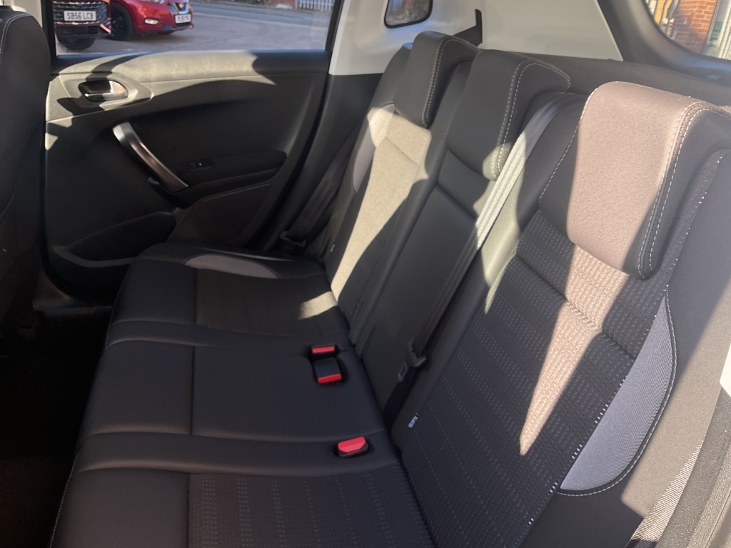 Used Peugeot 2008 2016 for sale - 77736099: Photo 21