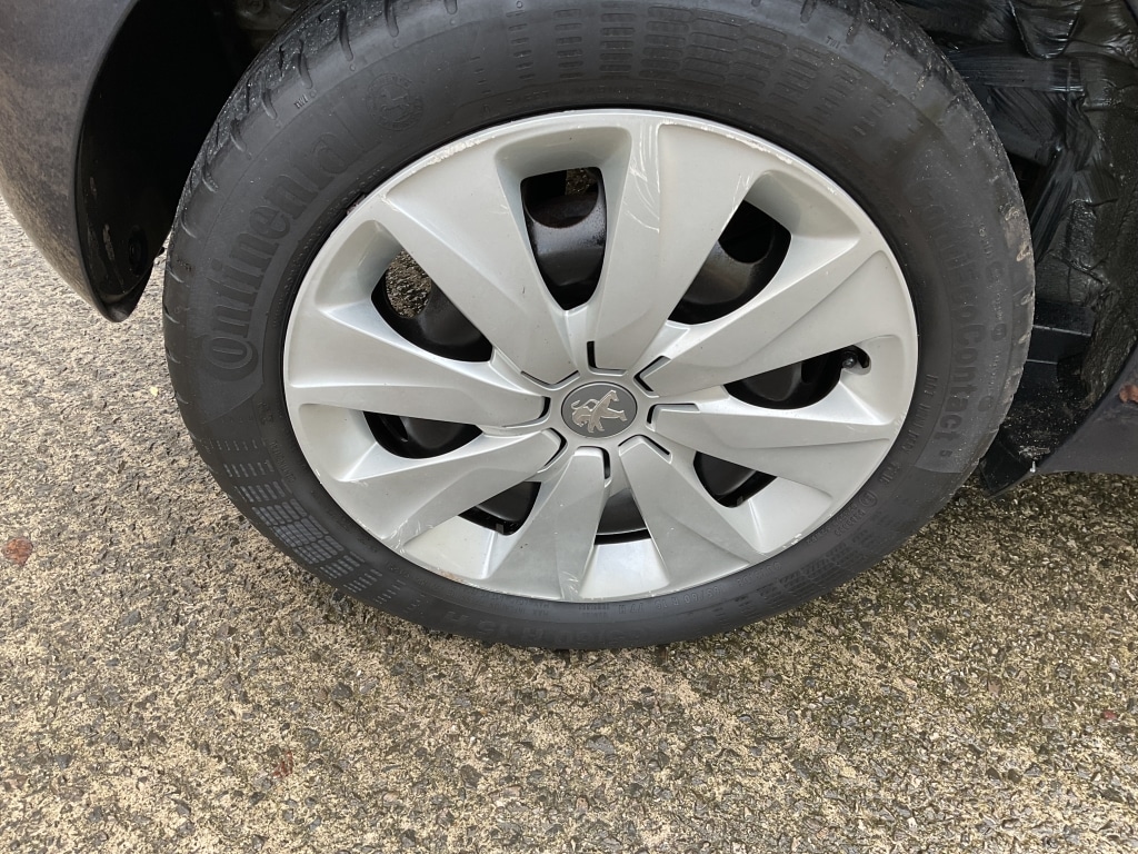 Used Peugeot 108 2016 for sale - 76451316: Photo 30