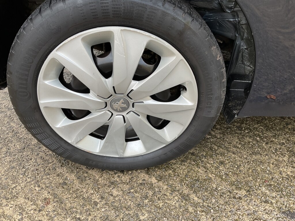 Used Peugeot 108 2016 for sale - 76451316: Photo 33