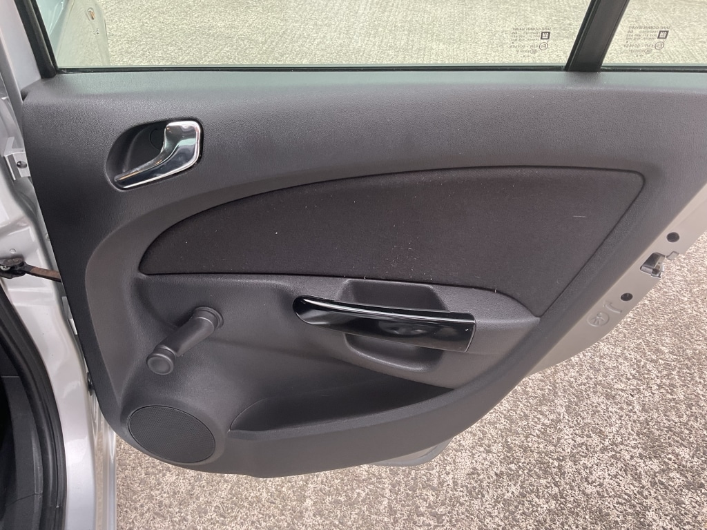 Used Vauxhall Corsa 2014 for sale - 76305758: Photo 12