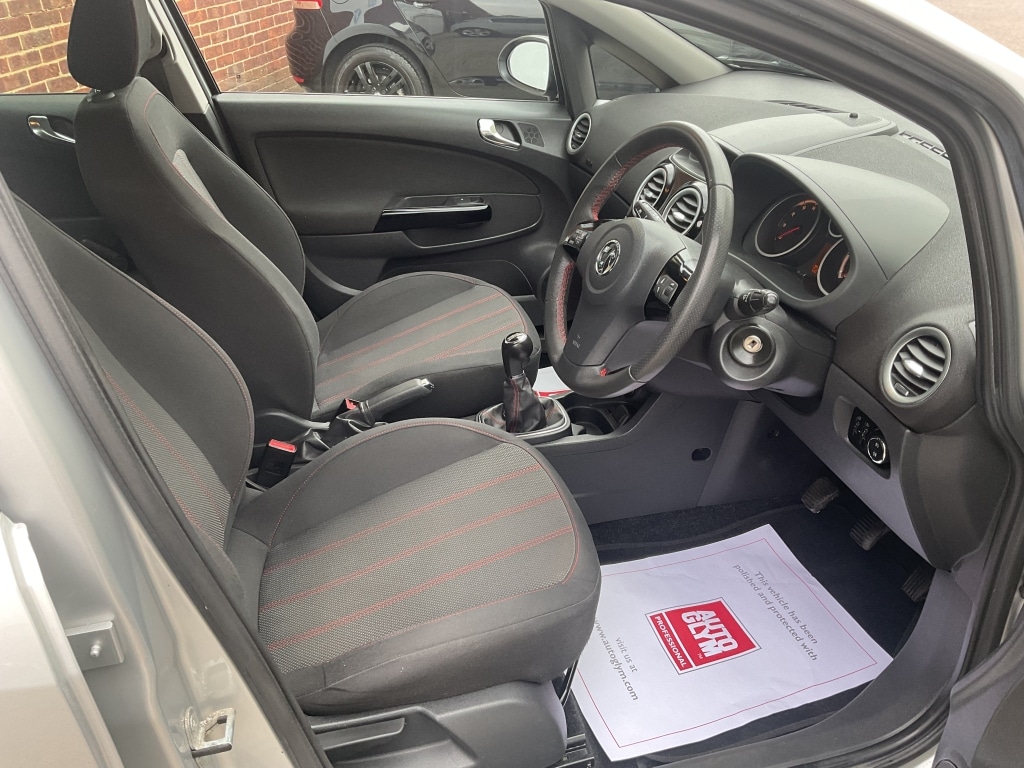 Used Vauxhall Corsa 2014 for sale - 76305758: Photo 6