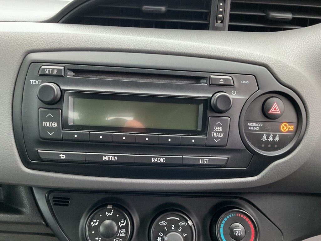 Used Toyota Yaris 2017 for sale - 77906865: Photo 10