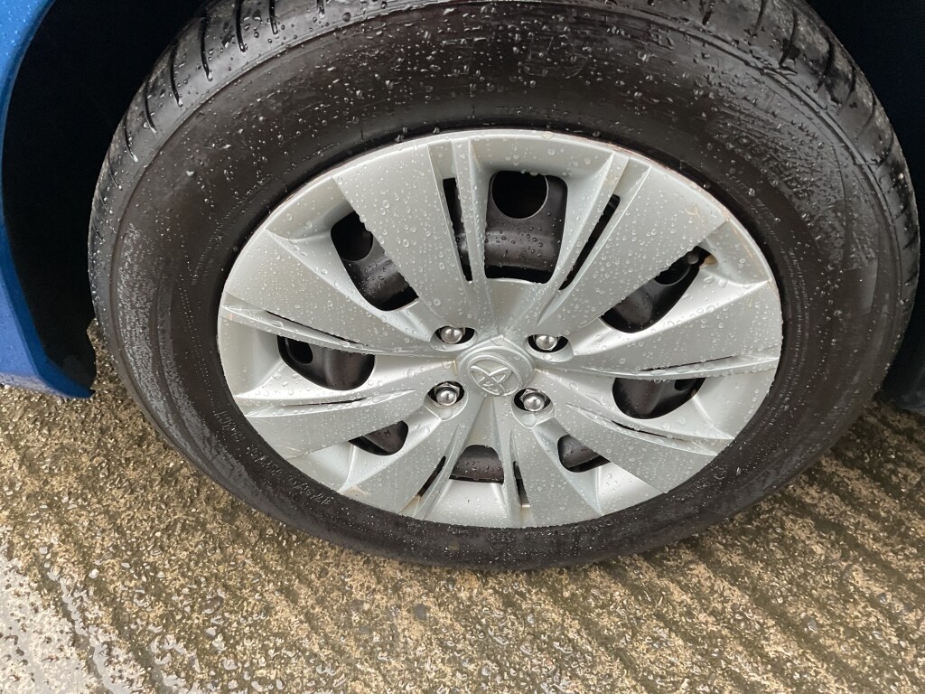 Used Toyota Yaris 2017 for sale - 77906865: Photo 31