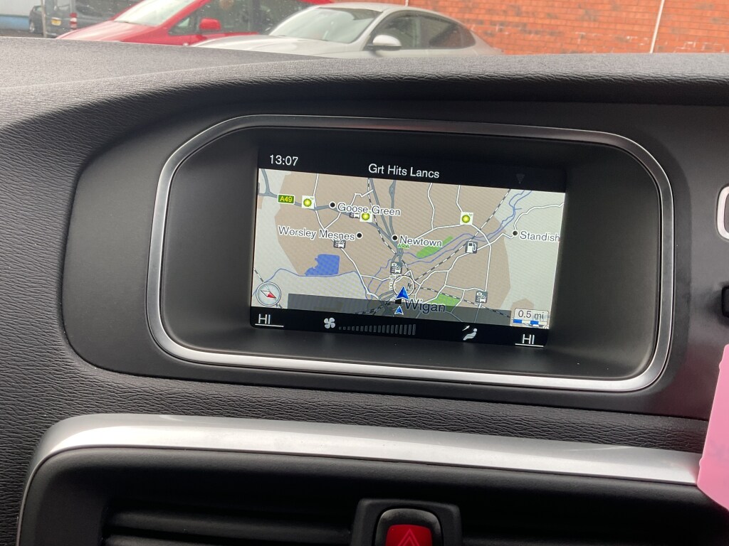 Used Volvo V40 2016 for sale - 77606305: Photo 11