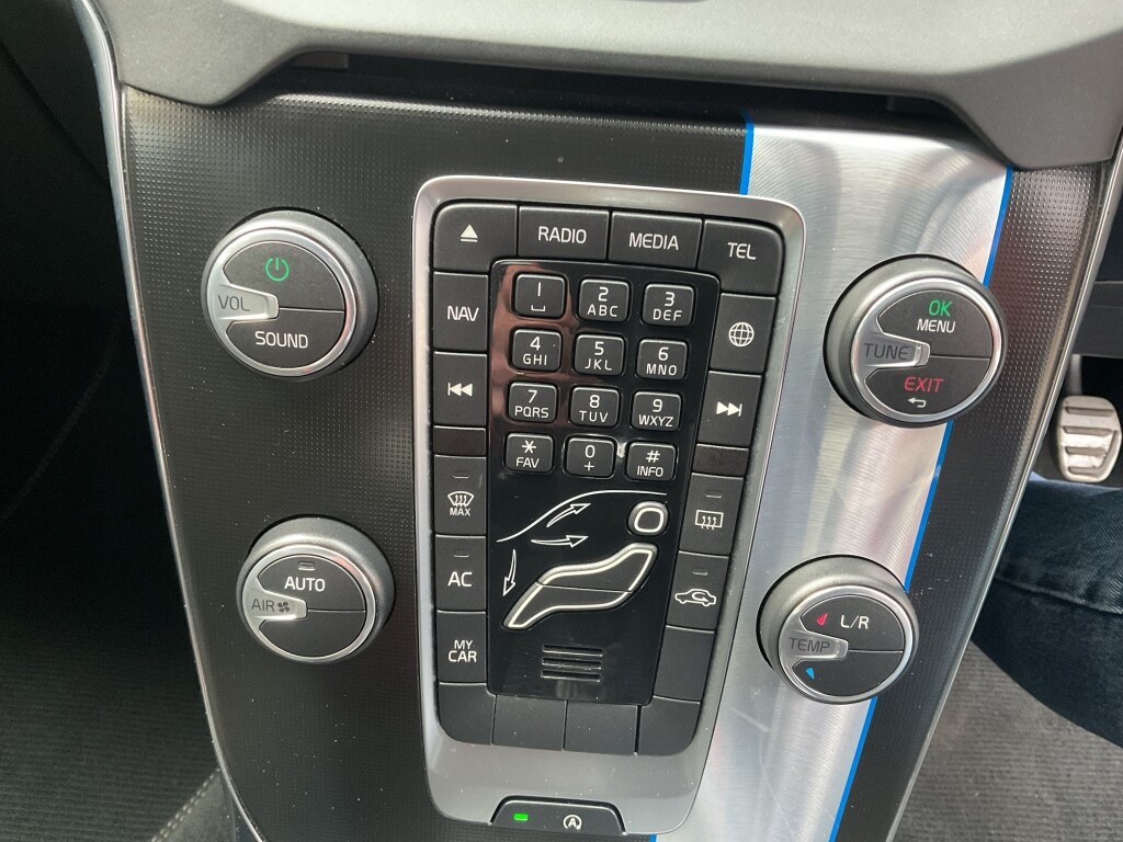 Used Volvo V40 2016 for sale - 77606305: Photo 12