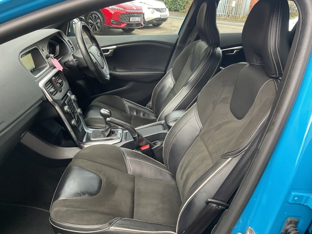 Used Volvo V40 2016 for sale - 77606305: Photo 24